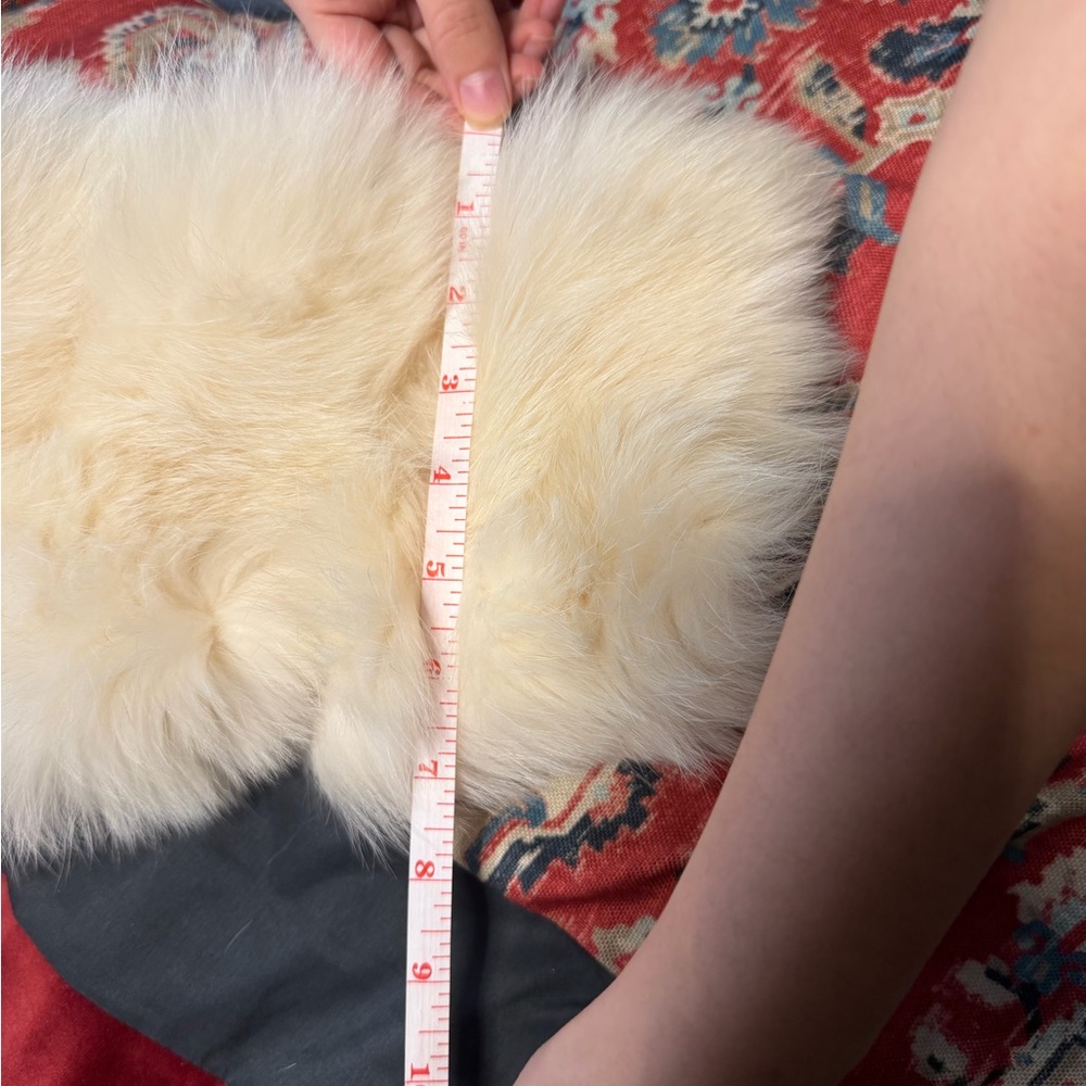 gorgeous vintage arctic white fox fur coat - Picture 4 of 15